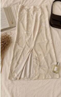 Vintage 100% Silk Floral Maxi Skirt Beige Neutral Cottagecore Y2K